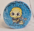 Button Kühlschrankmagnet *Sumsi mit Po* 59mm blau 