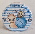 Button Kühlschrankmagnet *Tempo-Schnecke* 59mm blau Streifen